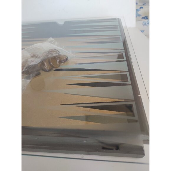 Vintage Wooden Backgammon Game with Glass overlay & Glass Pieces 1970's - Picture 6 of 13